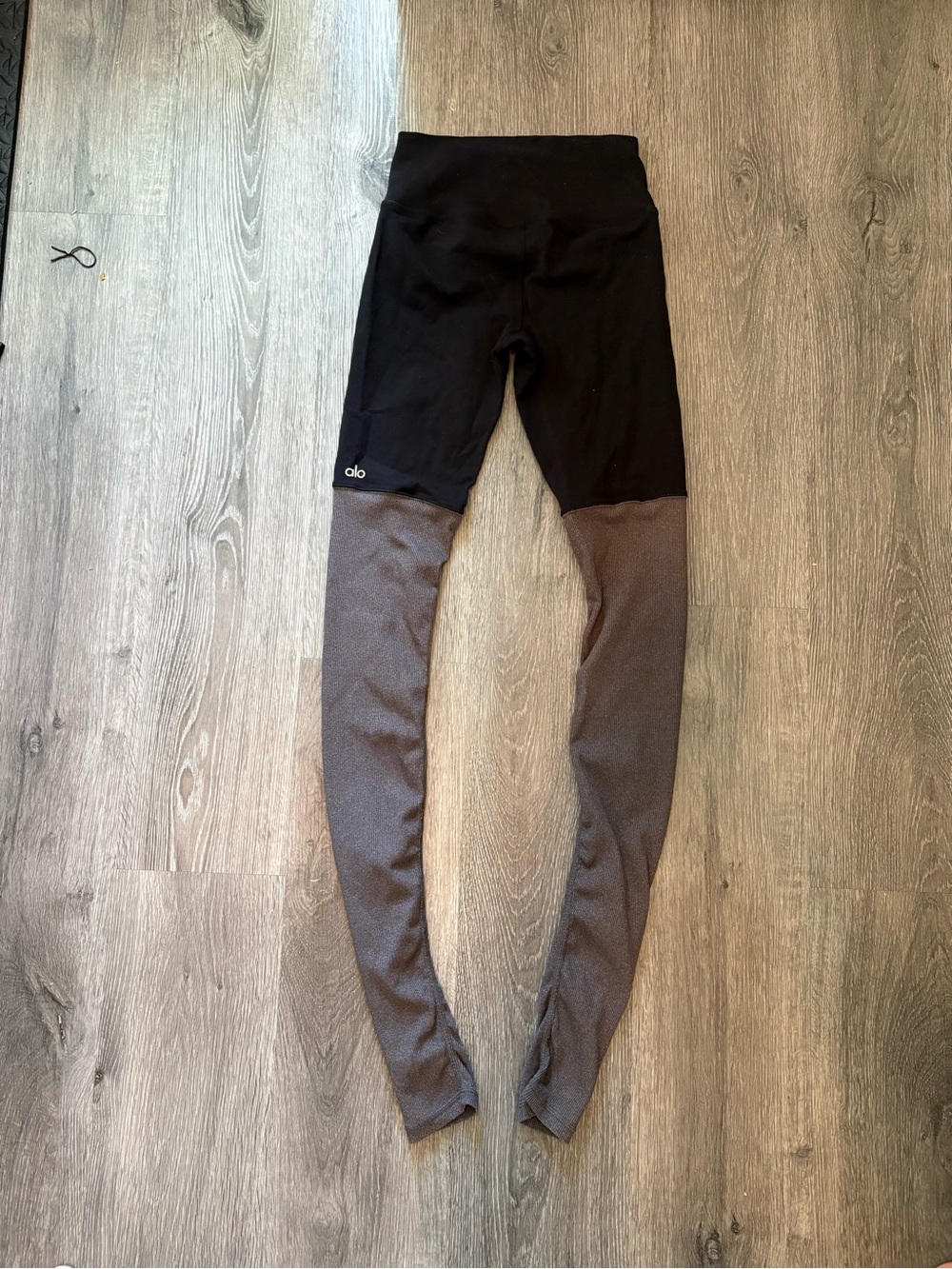 ALO Yoga Kids Two-Tone High-Waist Leggings - Black & Brown